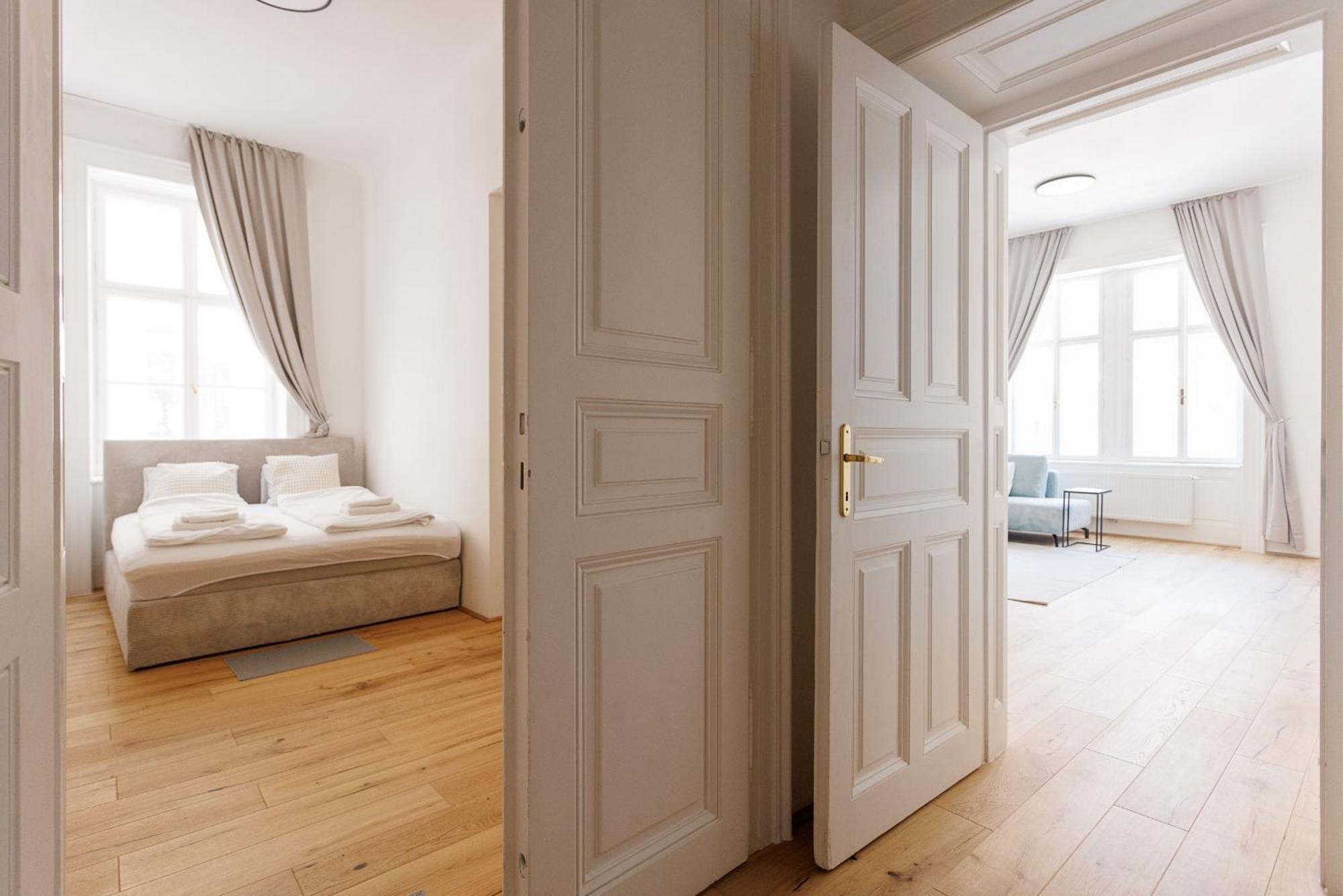 4Ty3 Apartments - Stadtpark City Apartment Is Calling Wiedeń Zewnętrze zdjęcie